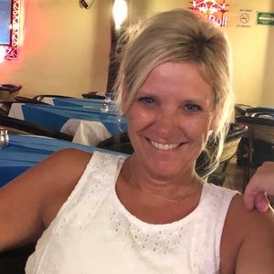 Meet your Posher, Sheri